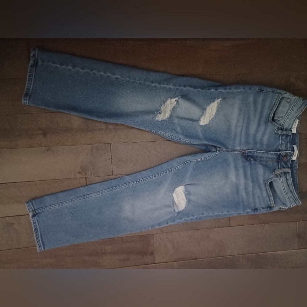 Vigoss Stylish Ripped Blue Jeans